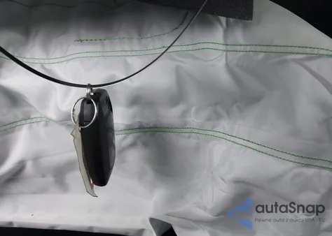 2025 Toyota Camry Xle z USA, uszkodzony, nr VIN 4T1DAACK6SU542180